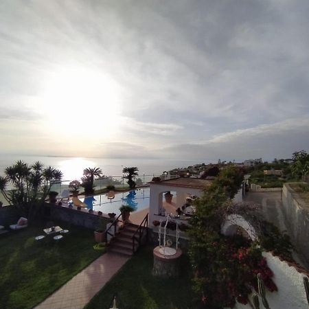 Dimorra Sun And Relax Villa Forio di Ischia Eksteriør billede